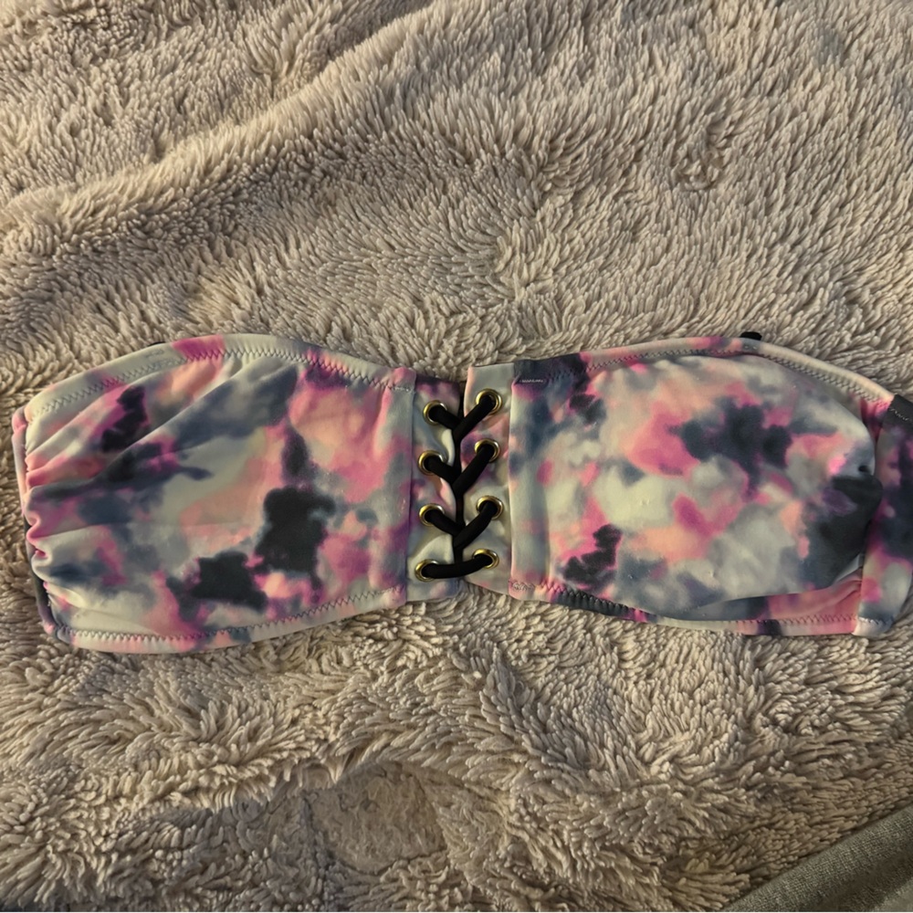 Tie-Dye Strapless Bikini Top
